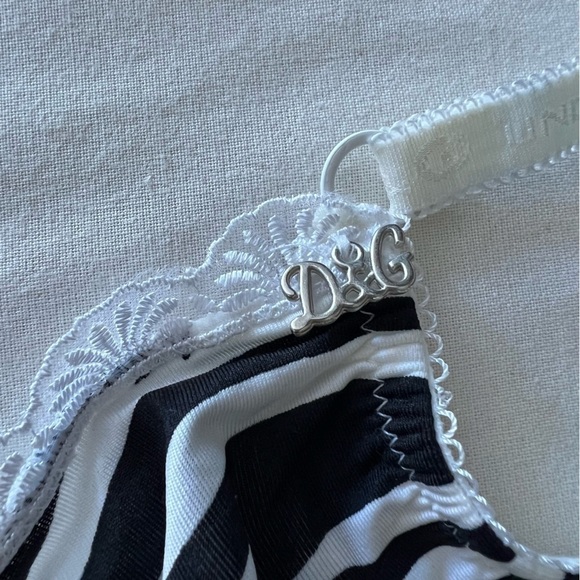 Vintage 90s Dolce & Gabbana Bra in Zebra Print w/ Logo - Picture 6 of 15